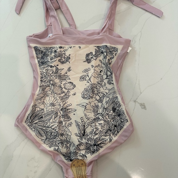 Vintage Style Reversible One Piece Swim Suit - Picture 7 of 12